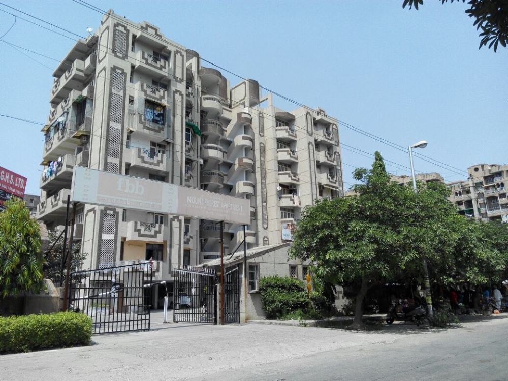 2 bhk flat for sale in Mount Everest Apartment1